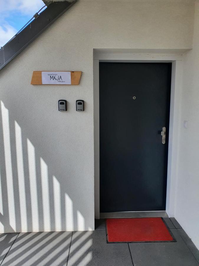 Apartman Maja Mikulov Extérieur photo