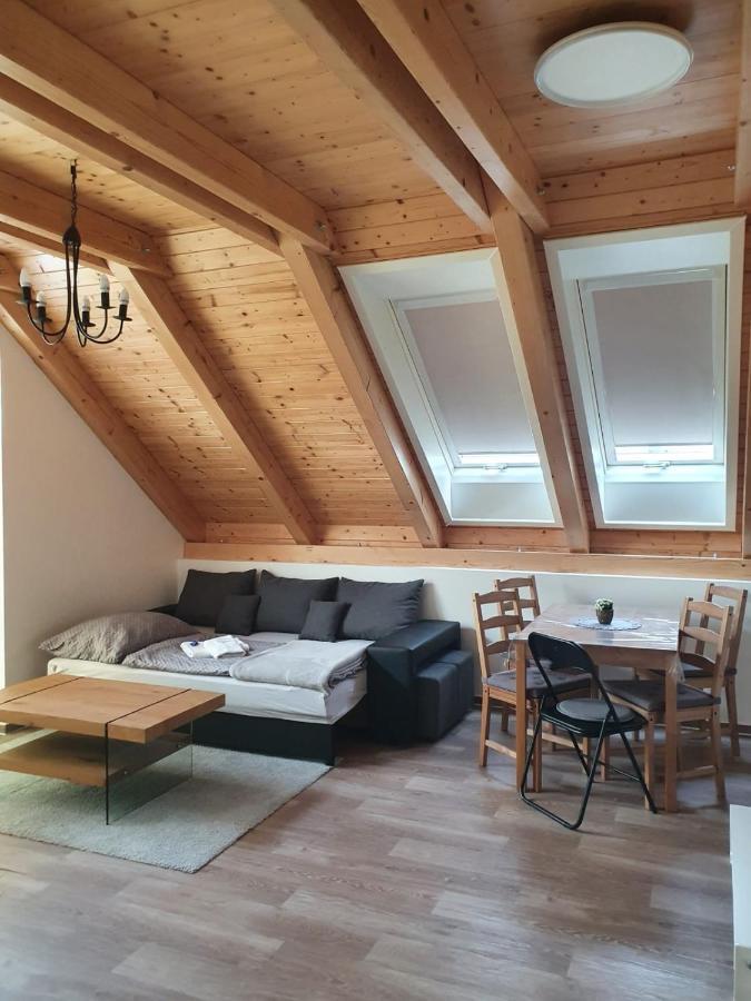 Apartman Maja Mikulov Extérieur photo