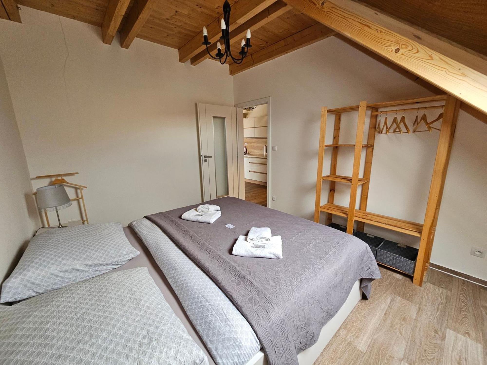 Apartman Maja Mikulov Extérieur photo